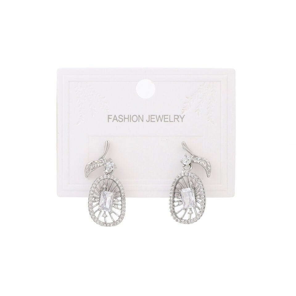 ZİRKON ÇITIR KÜPE