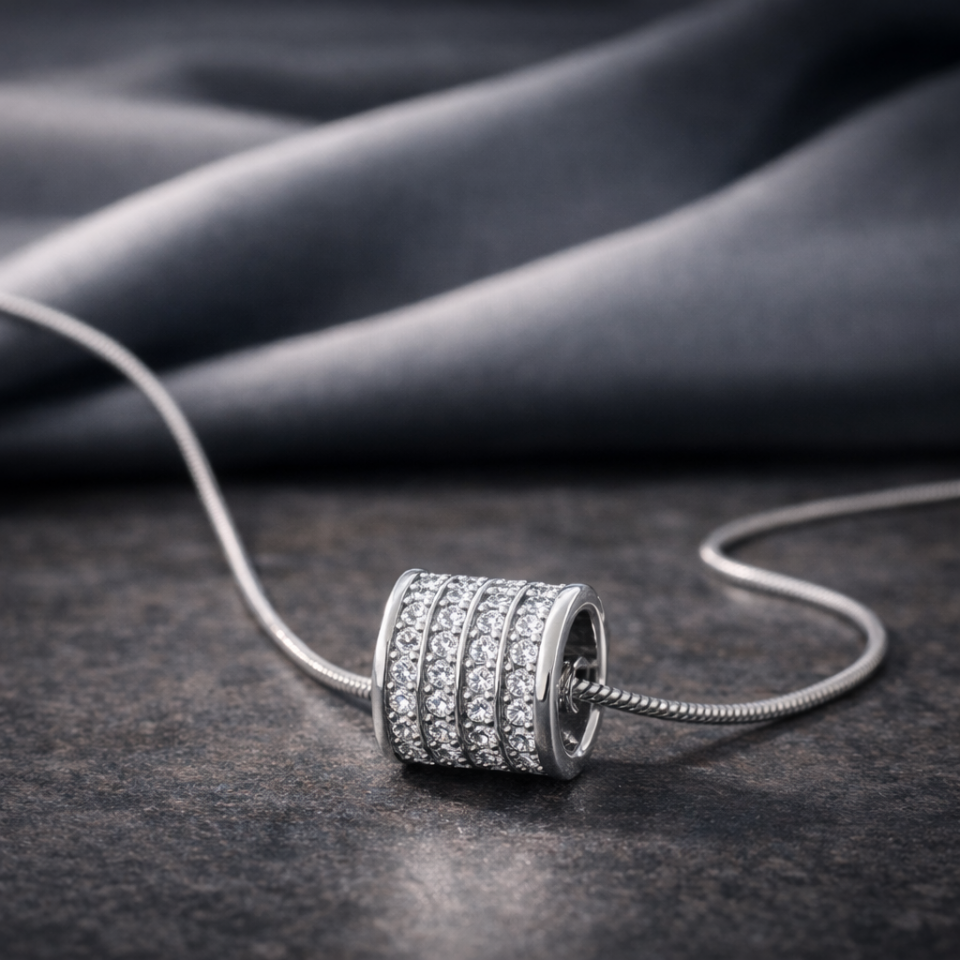 ÇELİK TAŞLI KOLYE