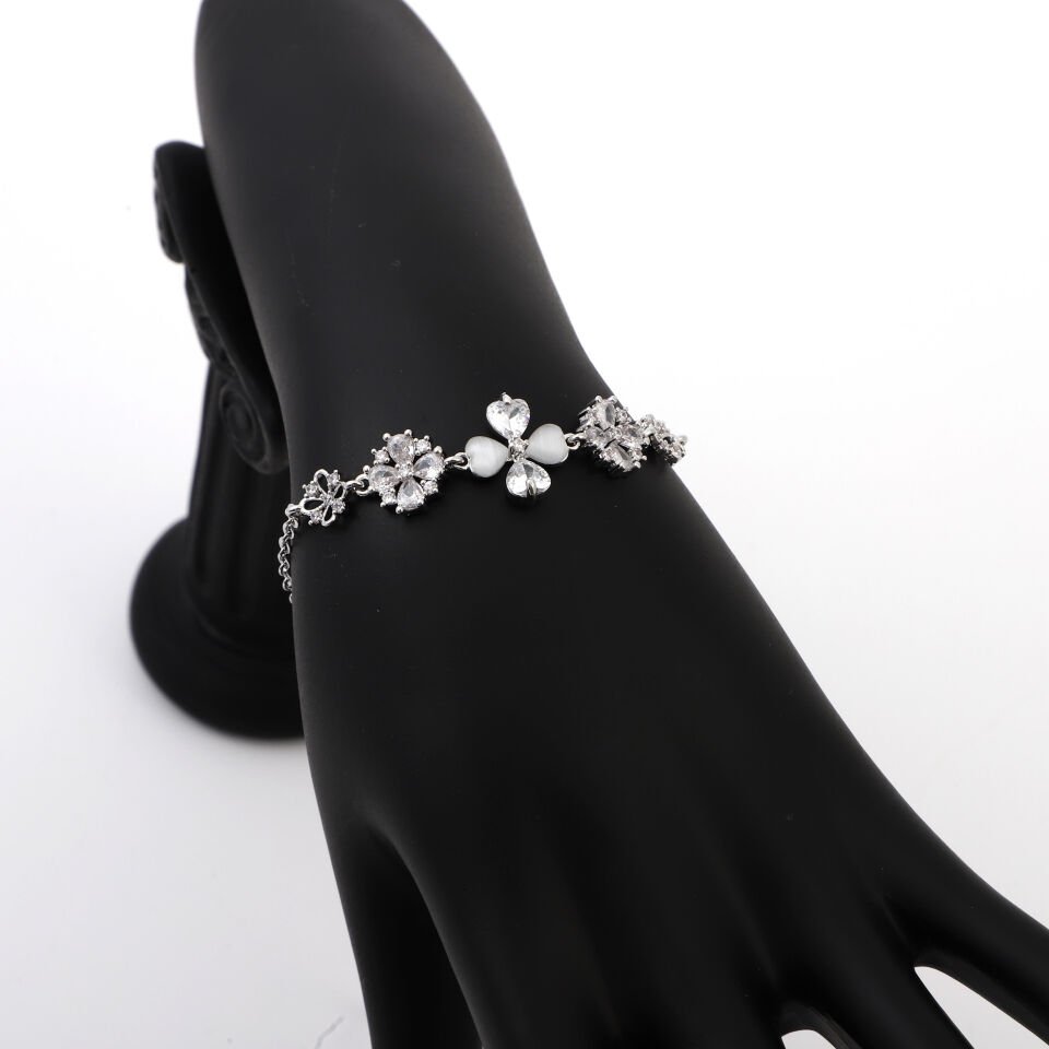 ZİRKON TAŞLI KALP VE PAPATYA DETAYLI BİLEKLİK