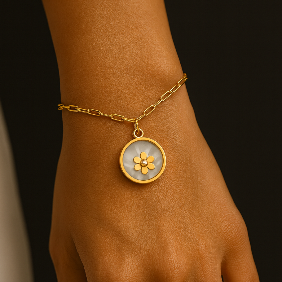 ÇELİK SEDEF TAŞLI PAPATYA BİLEKLİK