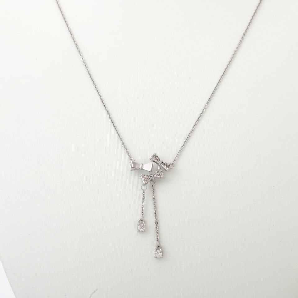 FİYONK DETAYLI ZİRKON KOLYE