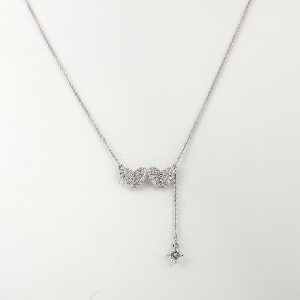 KALP DETAYLI ZİRKON KOLYE