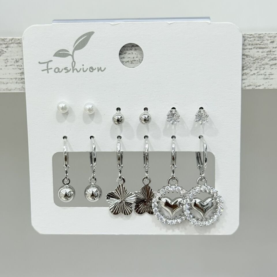 12'Lİ ZİRKON KÜPE