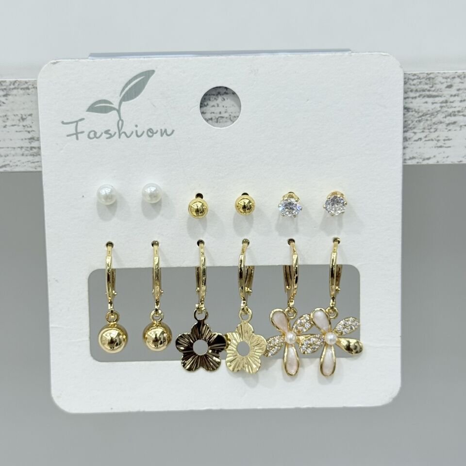12'Lİ ZİRKON KÜPE
