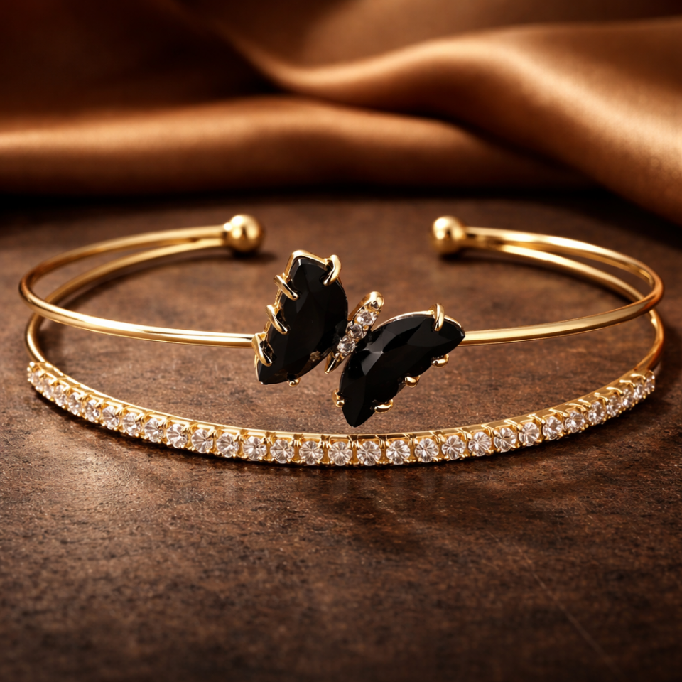 Zirkon Taşlı Kelebek Figürlü Kelepçe