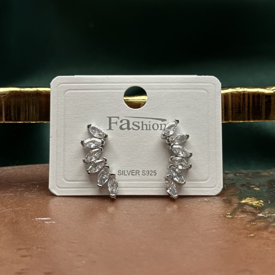 Zirkon Taşlı Yaprak Dizilimli Çıtır Küpe