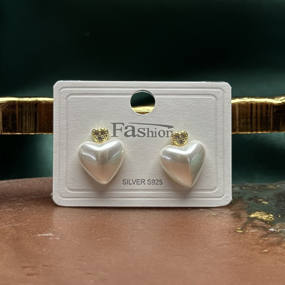 Zirkon Taşlı Kalp Form Çıtır Küpe