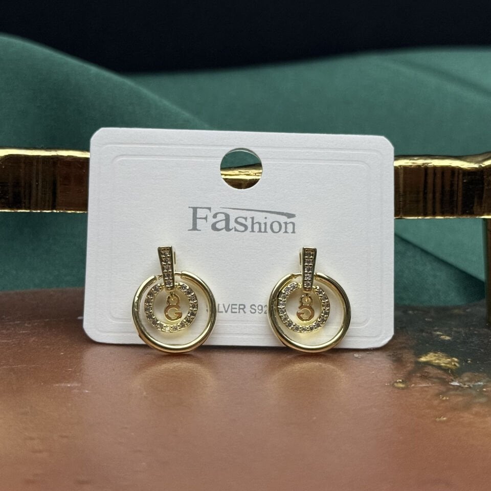 Zirkon Taşlı Çift Halka Formlu Çıtır Küpe